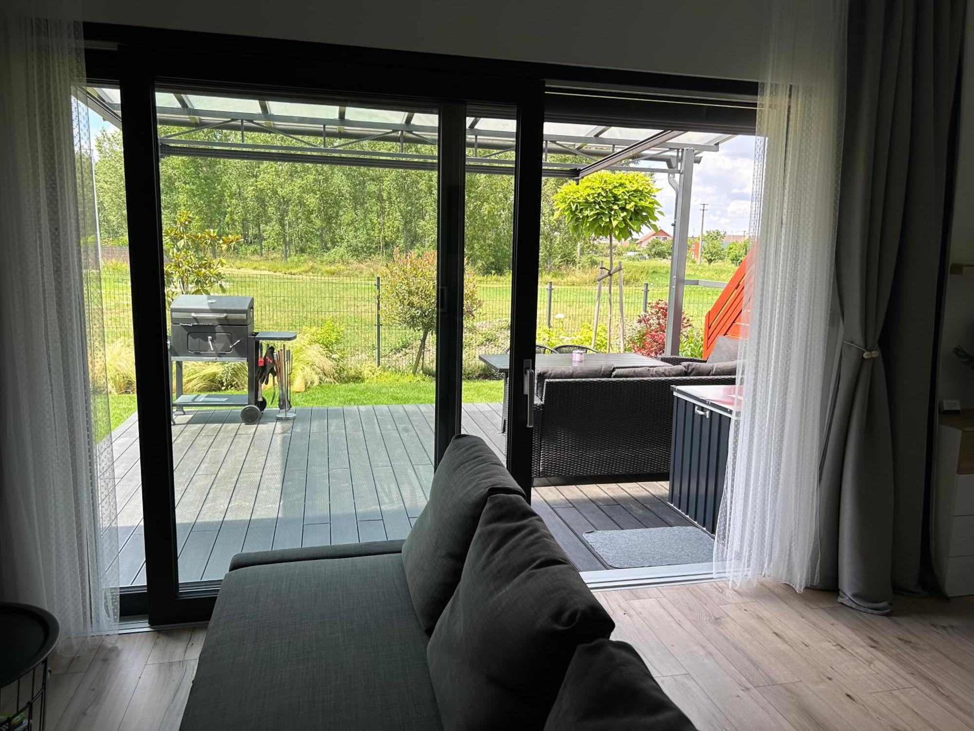 Apartman Zuzana Nesvady الغرفة الصورة